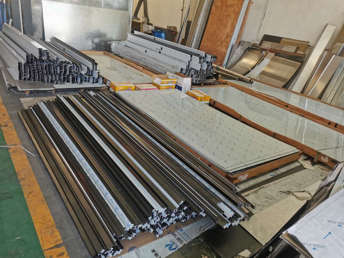 北京不锈钢线条加工